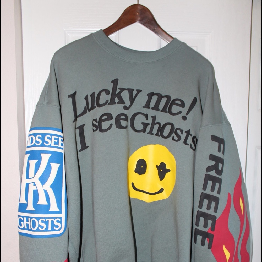 Lucky me I see ghost